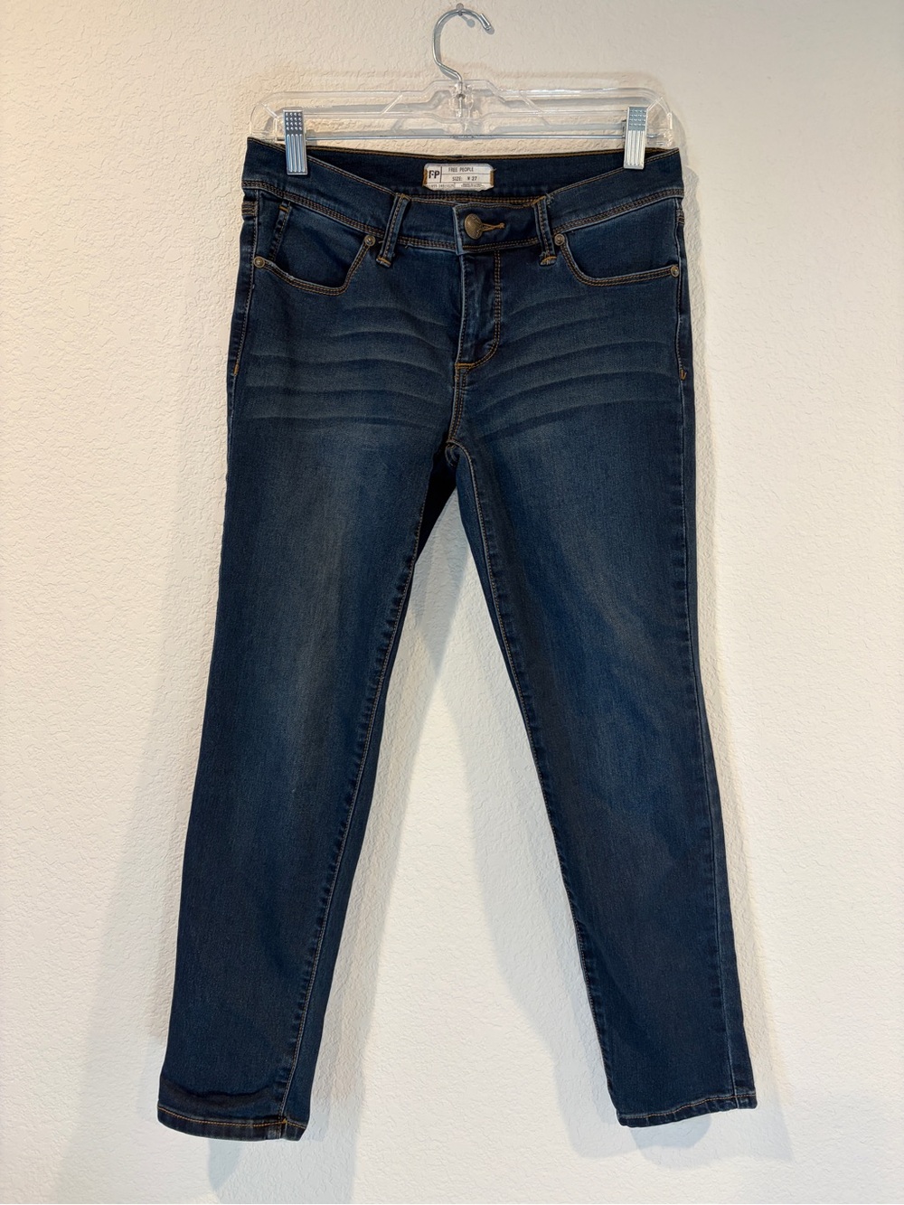 Free People Women’s Dark Wash Stretch Skinny Pant - 27